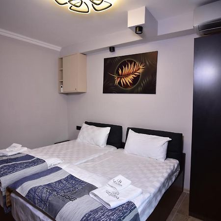 La Casa Hotel Yerevan Exterior photo